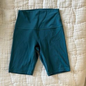 Lululemon Align high rise short 8”